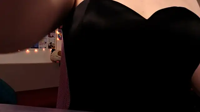 MilenaSaint online show from 02/03/25, 03:31