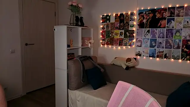 MilenaSaint online show from 02/21/25, 03:01