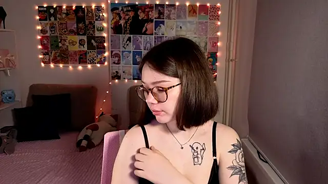 MilenaSaint online show from 03/01/25, 03:32