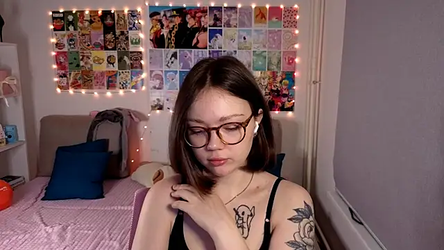 MilenaSaint online show from 03/06/25, 03:35