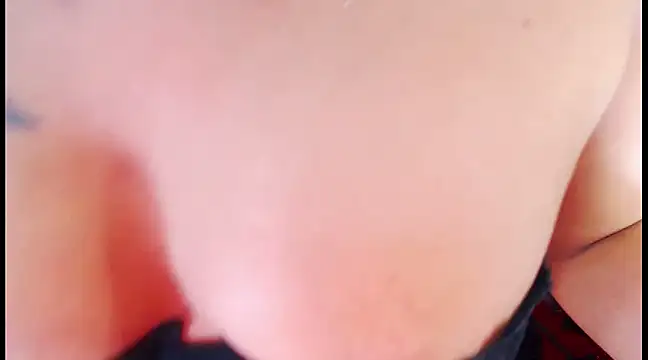 Snapshot of KylieMaxwellCaulfield_TS chatting on 03/21/25, 08:17 KylieMaxwellCaulfield TS online show from 03/21/25, 08:17