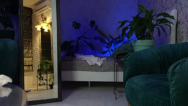 Snapshot of ClaraBendover chatting on 03/23/26, 08:13 ClaraBendover online show from 03/23/26, 08:13