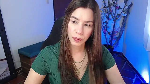 Snapshot of ms_sofia_x chatting on 07/15/26, 02:11 ms sofia x online show from 07/15/26, 02:11