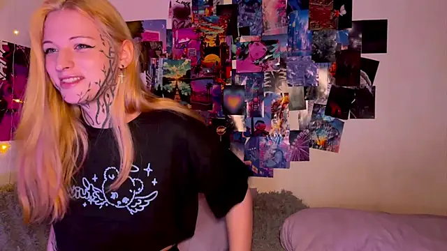 HotaruTomo online show from 04/22/26, 02:25