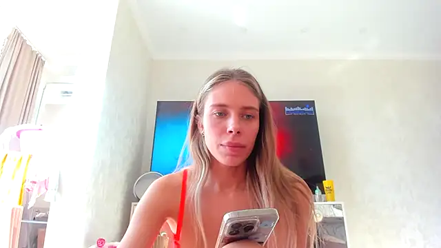 Snapshot of Iris_cherry chatting on 02/10/25, 08:31 Iris cherry online show from 02/10/25, 08:31