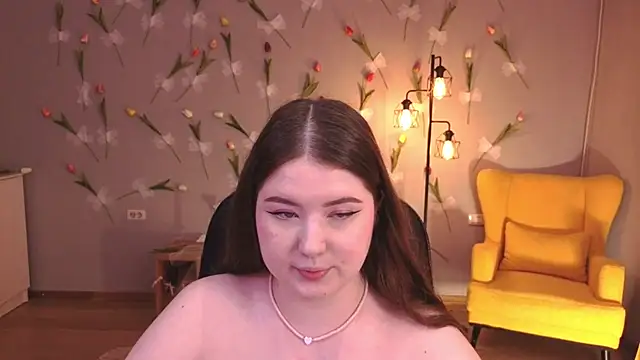 NicoleFoxery online show from 06/05/26, 06:24