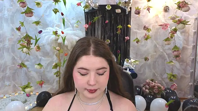 Snapshot of NicoleFoxery chatting on 07/08/26, 01:21 NicoleFoxery online show from 07/08/26, 01:21