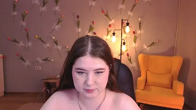 Snapshot of NicoleFoxery chatting on 07/19/26, 06:22 NicoleFoxery online show from 07/19/26, 06:22