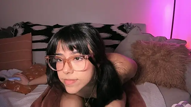 Evie-Luna online show from 02/20/26, 04:09