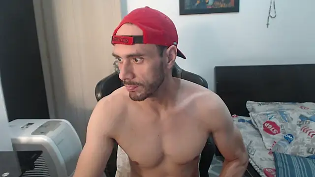 samuelgarcia  online show from 03/19/25, 12:34