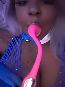 6lue6a6y69 online show from 04/06/26, 03:48