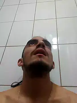 Snapshot of TommyMomentum chatting on 01/13/25, 06:27 TommyMomentum online show from 01/13/25, 06:27