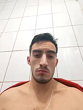 Snapshot of TommyMomentum chatting on 09/14/25, 07:18 TommyMomentum online show from 09/14/25, 07:18