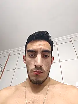 Snapshot of TommyMomentum chatting on 09/15/25, 06:02 TommyMomentum online show from 09/15/25, 06:02