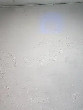 Snapshot of TommyMomentum chatting on 09/24/25, 04:38 TommyMomentum online show from 09/24/25, 04:38