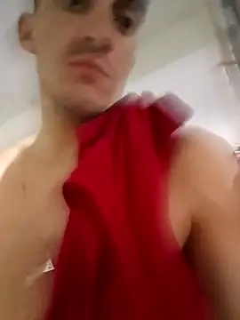 Snapshot of TommyMomentum chatting on 11/18/25, 05:45 TommyMomentum online show from 11/18/25, 05:45