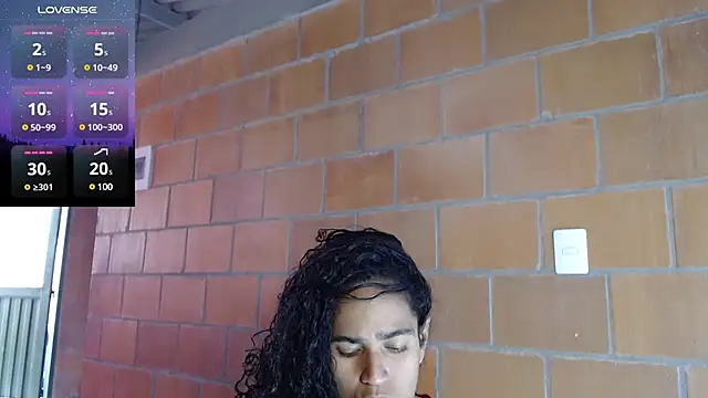 jasminne  online show from 02/07/25, 03:30