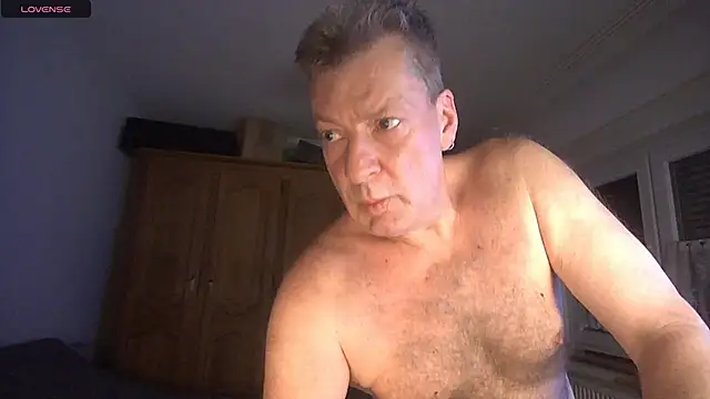 iliebetights online show from 01/11/26, 06:57