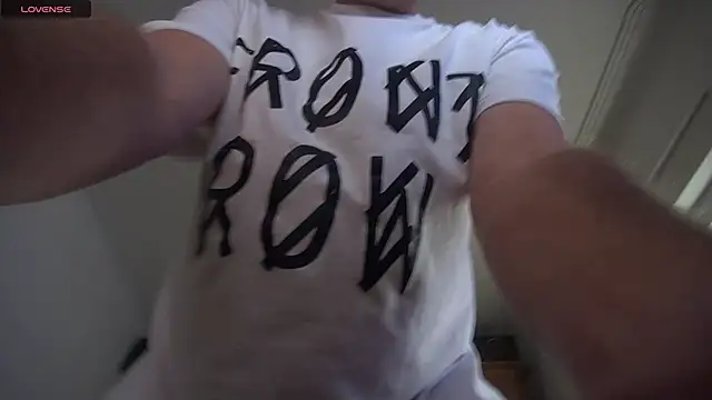 iliebetights online show from 01/15/26, 12:43