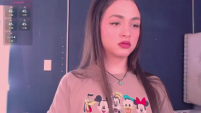 valen thompson online show from 12/12/24, 09:37