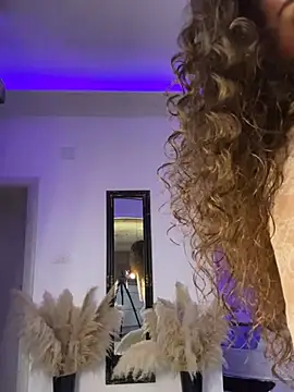 Marilyn La Rose online show from 02/07/26, 08:12