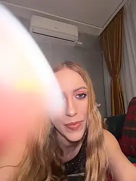 RockQueen A online show from 12/20/25, 05:58