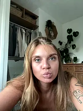 jessieamy online show from 09/22/25, 05:15