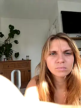 jessieamy online show from 09/29/25, 11:04