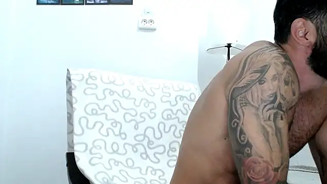 Verycutex online show from 11/07/25, 06:13