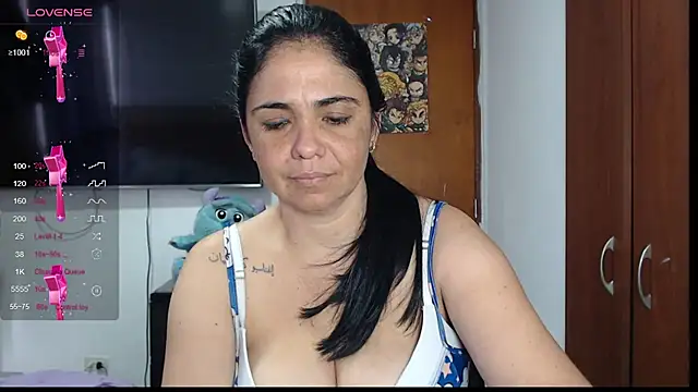 selena ferri online show from 02/13/25, 07:42