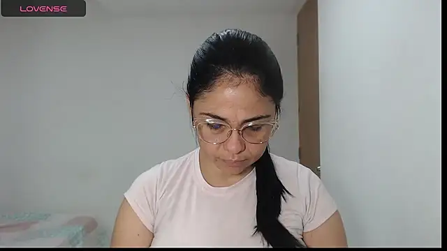 selena ferri online show from 10/27/25, 08:13