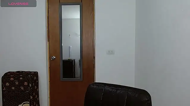 selena ferri online show from 03/31/26, 12:01