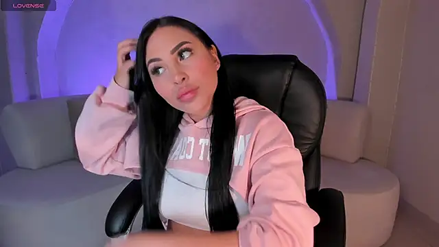 MiaRoberts1 online show from 04/14/26, 01:06