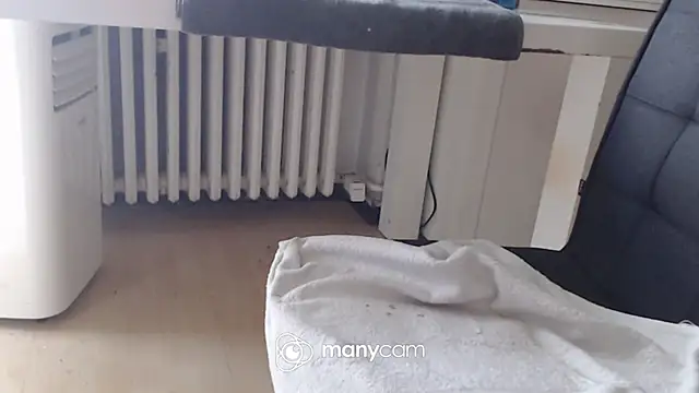 Supermen12171 online show from 04/20/26, 07:11