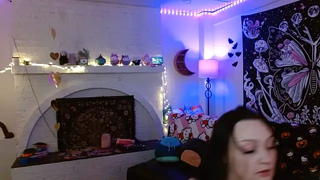 Snapshot of HazeyBvby chatting on 10/28/25, 05:33 HazeyBvby online show from 10/28/25, 05:33