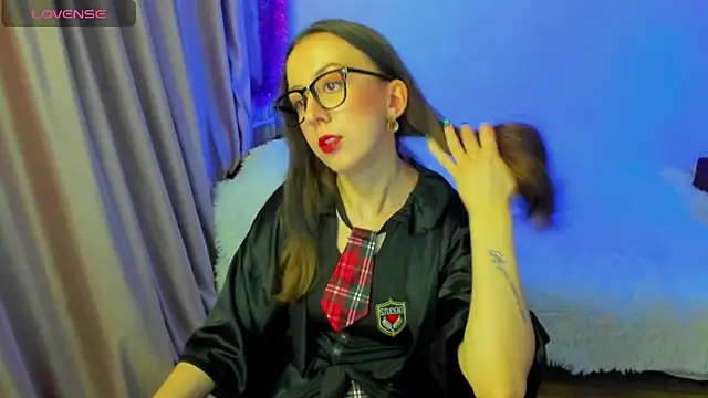 CurlySteph online show from 01/18/26, 05:06