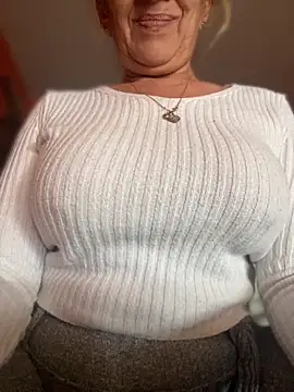 camelia3 online show from 02/08/26, 03:37