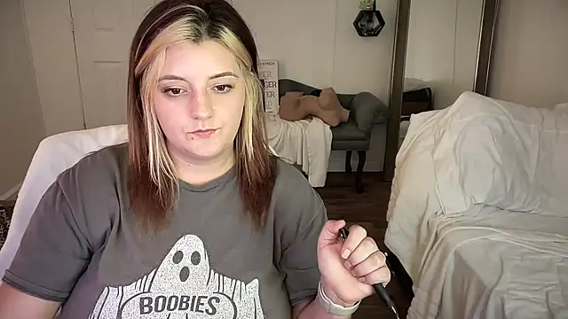 magicsparkles online show from 02/18/25, 11:19