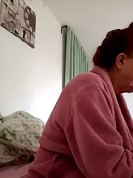 Hottie-Mom online show from 05/12/26, 08:55