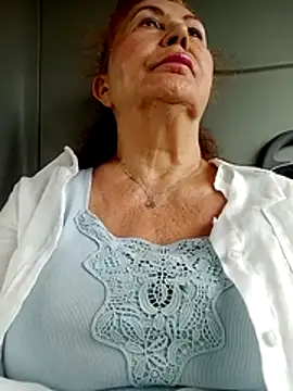 Hottie-Mom online show from 06/29/26, 12:16