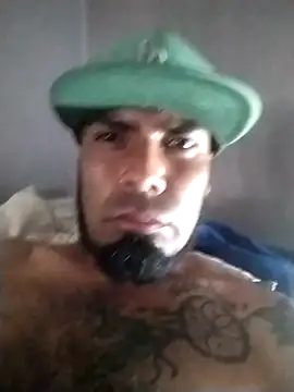 Snapshot of Chacal_Armyy chatting on 10/28/25, 01:58 Chacal Armyy online show from 10/28/25, 01:58