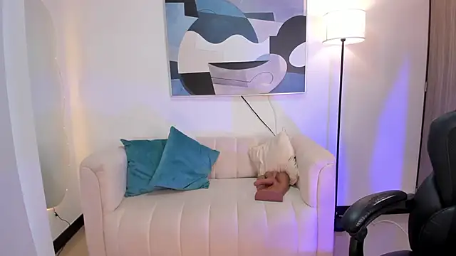 SaraParker  online show from 04/22/26, 10:00