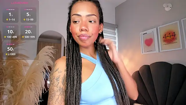 ashley 23  online show from 02/03/25, 10:00