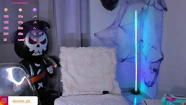 roxy pk  online show from 10/22/25, 07:24