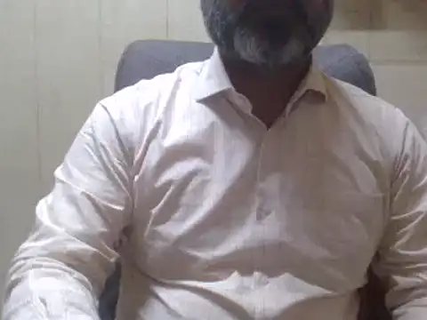 Snapshot of hairymaster95 chatting on 12/23/24, 09:49 hairymaster95 online show from 12/23/24, 09:49