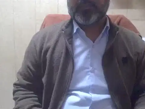 Snapshot of hairymaster95 chatting on 12/31/24, 07:31 hairymaster95 online show from 12/31/24, 07:31