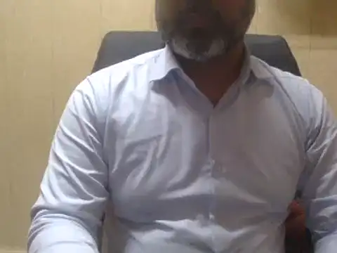 Snapshot of hairymaster95 chatting on 01/21/25, 12:39 hairymaster95 online show from 01/21/25, 12:39
