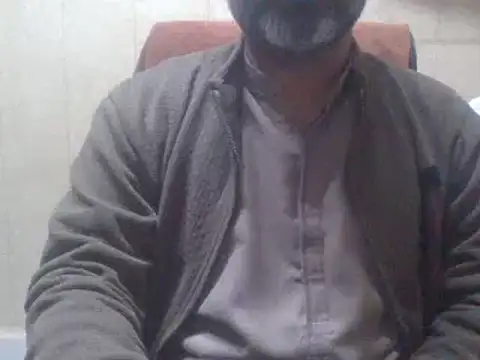 Snapshot of hairymaster95 chatting on 02/03/25, 10:58 hairymaster95 online show from 02/03/25, 10:58