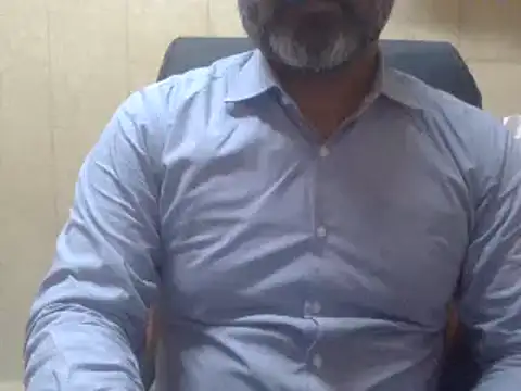 Snapshot of hairymaster95 chatting on 02/14/25, 06:34 hairymaster95 online show from 02/14/25, 06:34