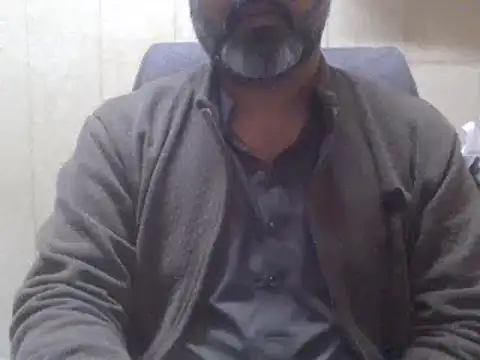 Snapshot of hairymaster95 chatting on 03/01/25, 06:24 hairymaster95 online show from 03/01/25, 06:24